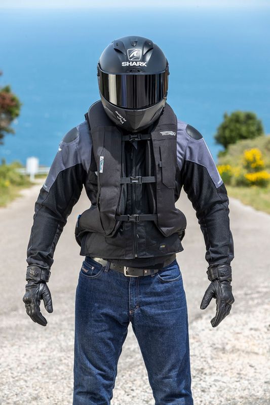 Helite Turtle 2 Svart airbag vest med mekanisk utløser-kabel